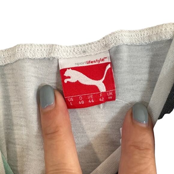 Puma Blue & White Multicolor Colorful Floral Tropical Casual T-Shirt Women Sz L - Picture 7 of 10